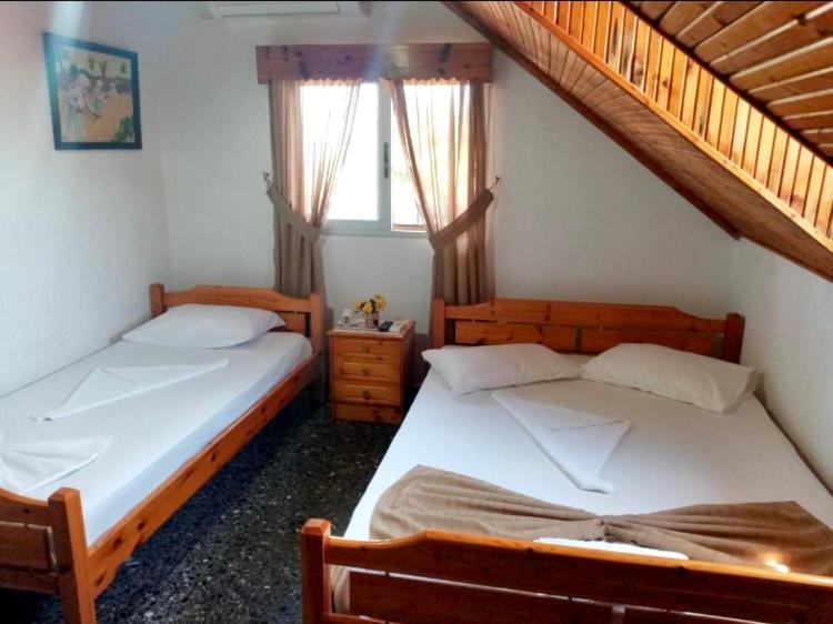 Apartment Magda Nea Vrasna